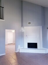 8631 Valley Ledge Dr in Houston, TX - Building Photo - Building Photo
