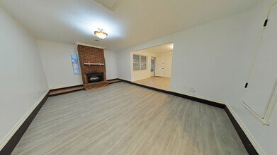 4623 SE Mieling Dr in Lawton, OK - Building Photo - Building Photo