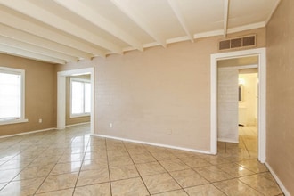 1043 E Indianola Ave in Phoenix, AZ - Building Photo - Building Photo