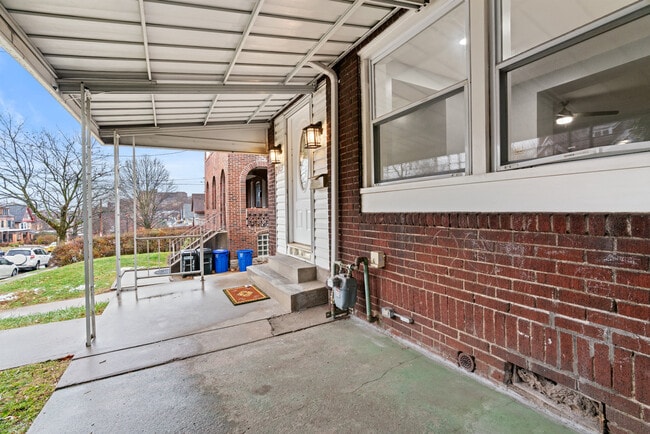 5905 Hobart St in Pittsburgh, PA - Building Photo - Building Photo