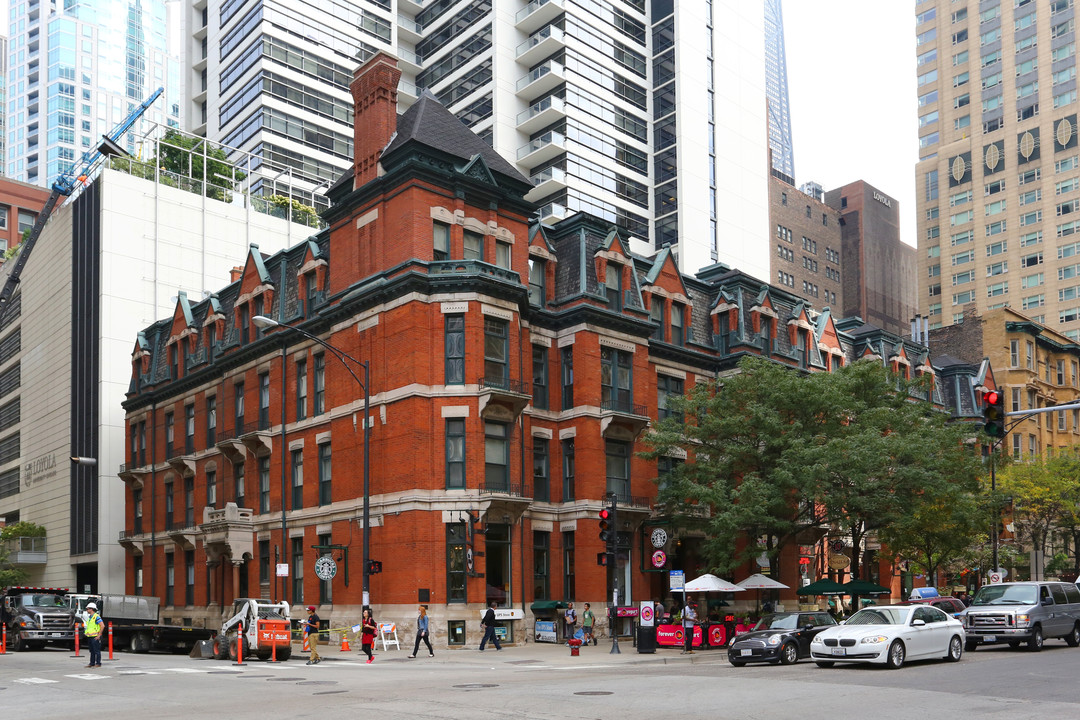 Chicago Wabash in Chicago, IL - Foto de edificio