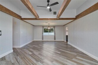 1380 Sunbury Dr in Ft. Myers, FL - Building Photo - Building Photo