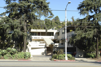 4005-4017 Los Feliz Blvd in Los Angeles, CA - Building Photo - Building Photo