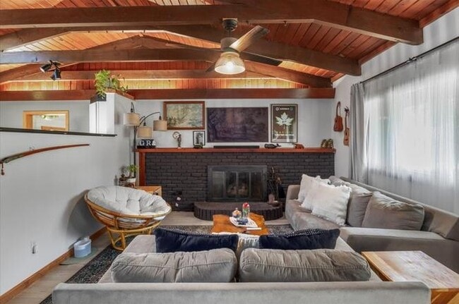 37 Morrison Rd in Brockton, MA - Foto de edificio - Building Photo