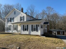 48 Wrights Crossing Rd in Pomfret, CT - Building Photo