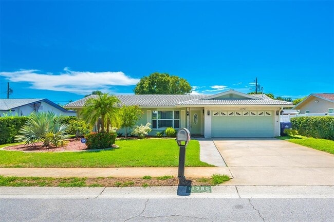 property at 11290 142nd St N