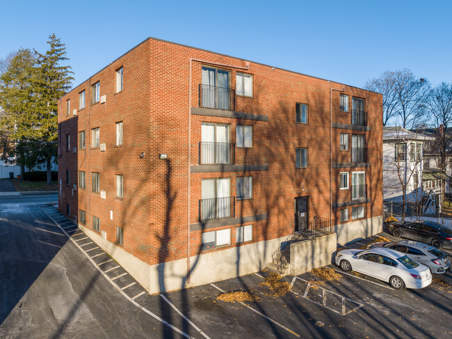 76 Harvard St in Chelsea, MA - Foto de edificio - Building Photo