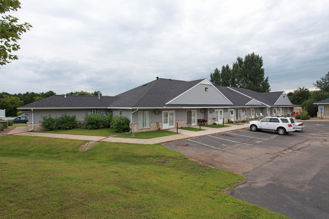 St. Croix Commons in Woodville, WI - Building Photo