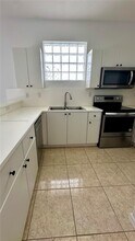 4316 NW 113th Ct in Doral, FL - Building Photo - Building Photo