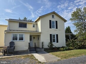 968 Double Church Rd, Unit A-204A in Stephens City, VA - Building Photo - Building Photo