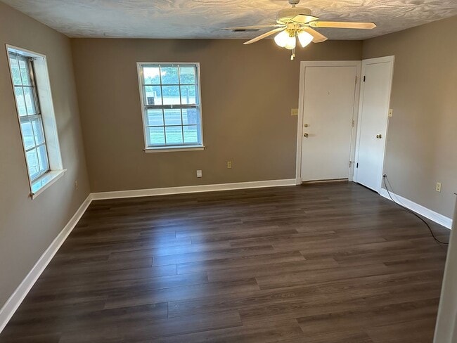 519 Shelton Rd in Collierville, TN - Foto de edificio - Building Photo