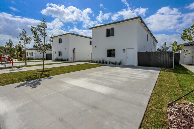 property at 11254 SW 187th St