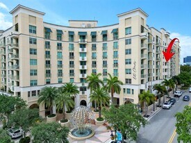 610 Clematis St, Unit 506 in West Palm Beach, FL - Building Photo