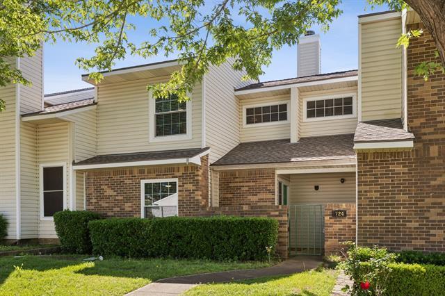 724 Creekwood Ct in Lewisville, TX - Building Photo - Building Photo