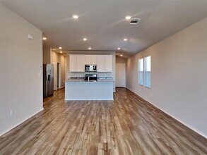 5105 Sidesaddle Dr in Georgetown, TX - Building Photo - Building Photo