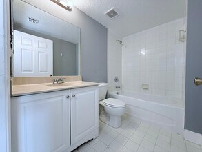 1115 Golden Lakes Blvd in Royal Palm Beach, FL - Building Photo - Building Photo
