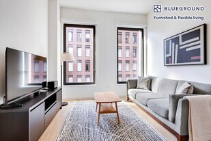 244 W 29th St in New York, NY - Building Photo