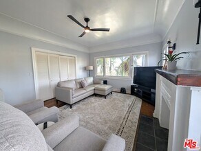 2404 5th Ave in Los Angeles, CA - Building Photo - Building Photo