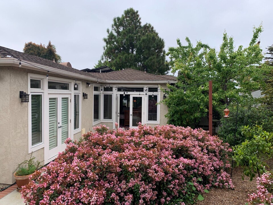 3848 Coronado Ave in San Diego, CA - Building Photo