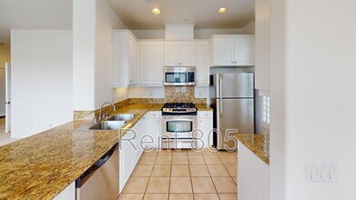 5368 Basie St in Ventura, CA - Building Photo - Building Photo