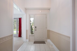 BEAUTIFULLY KEPT 4 BEDROOM HOME WITH FULLY in London, ON - Building Photo - Building Photo