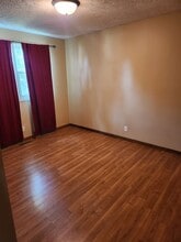 5254 S 49th St in Omaha, NE - Building Photo - Building Photo