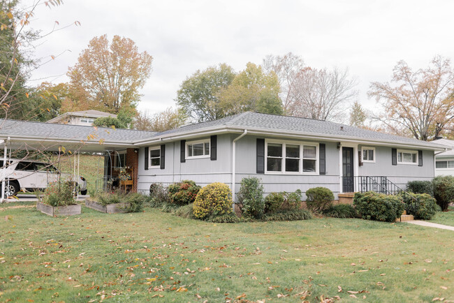 1913 Honeycut Ln in Chattanooga, TN - Building Photo - Building Photo