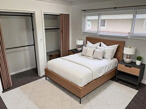 1420 W University Ave in Muncie, IN - Foto de edificio - Building Photo