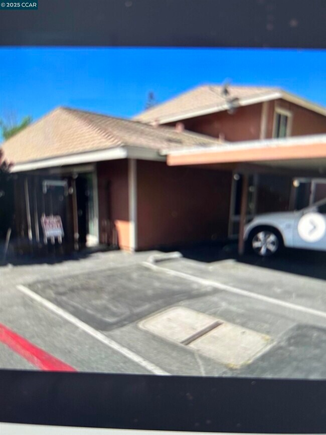2021 Olivera Rd in Concord, CA - Building Photo - Building Photo