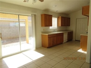 2406 Crozier Ave in Kingman, AZ - Building Photo - Building Photo