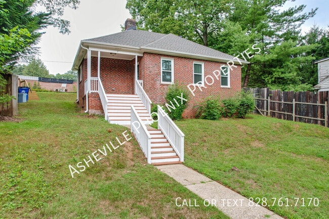 property at 7 Enka Pine St