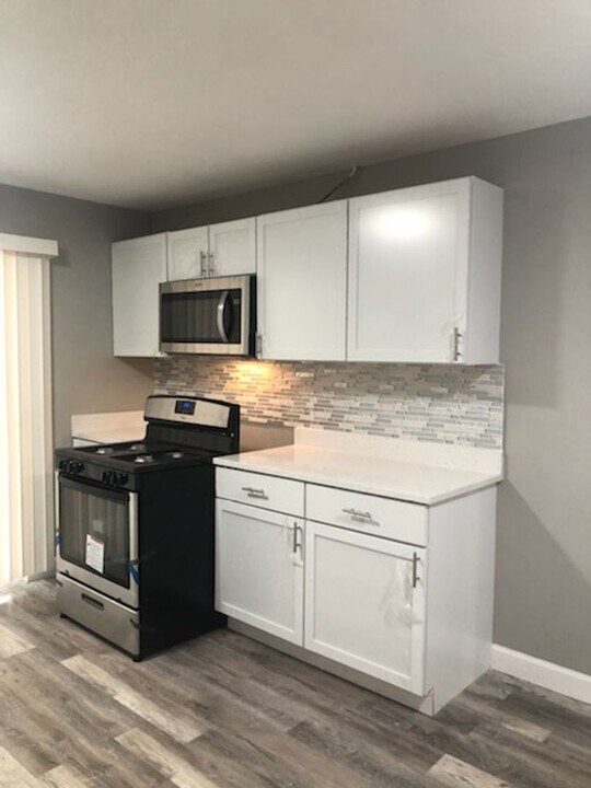 1301 Fayette St in Gary, IN - Building Photo