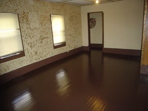 813 Sheridan Ave in Saginaw, MI - Foto de edificio - Building Photo
