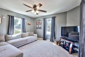 200 S Williams St in Johnstown, OH - Building Photo - Building Photo