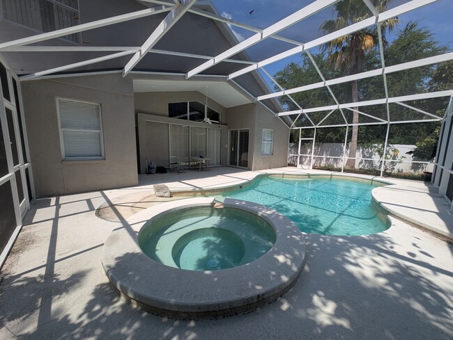 10812 Deerberry Dr in Land O Lakes, FL - Building Photo - Building Photo