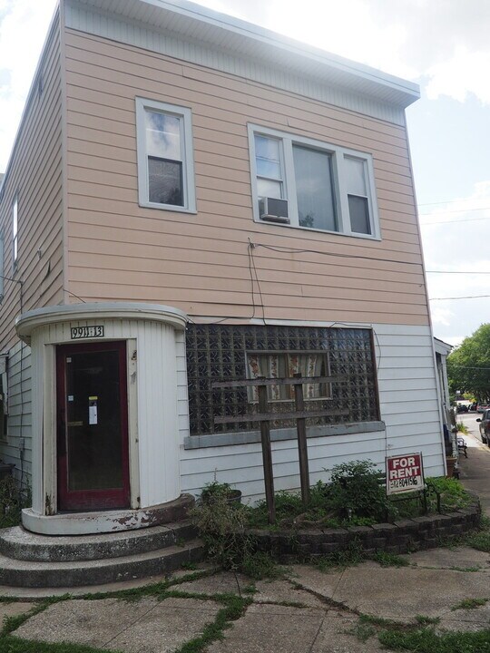 9911 143rd Pl in Orland Park, IL - Building Photo