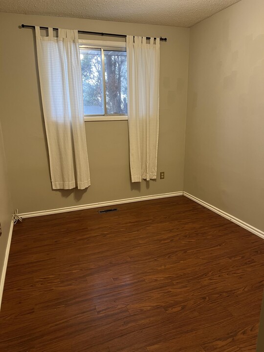 11 Krivel Crescent in Regina, SK - Building Photo