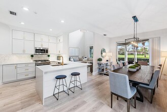8307 Quail Meadow Way in West Palm Beach, FL - Building Photo - Building Photo