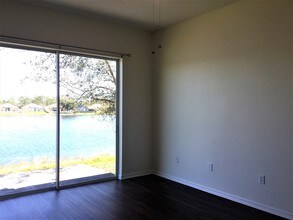 3319 Benson Park Blvd in Orlando, FL - Building Photo - Building Photo