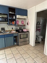 1393 Amarillo St in Abilene, TX - Foto de edificio - Building Photo