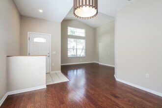 12336 Hollybush Terrace in Lakewood Ranch, FL - Building Photo - Building Photo