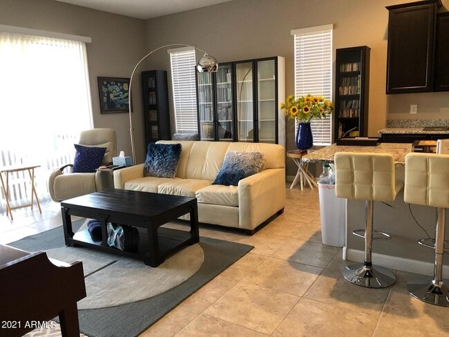 1255 N Arizona Ave in Chandler, AZ - Foto de edificio - Building Photo