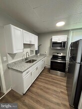 703 Travers St in Cambridge, MD - Foto de edificio - Building Photo