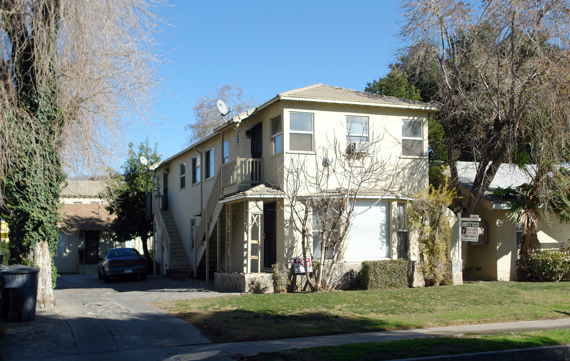 430-440 W 21st St in San Bernardino, CA - Foto de edificio