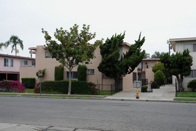 12611 Morningside Ave in Garden Grove, CA - Building Photo - Building Photo