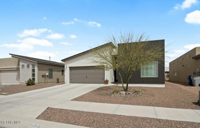 14345 Jonathan K. Molina Ct in El Paso, TX - Foto de edificio - Building Photo