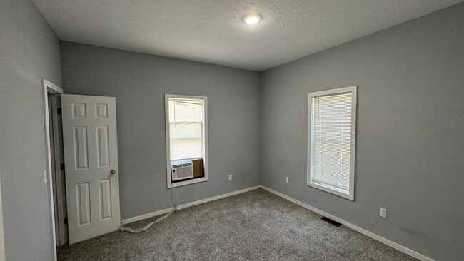 1111 W 5th St in Hastings, NE - Building Photo - Building Photo