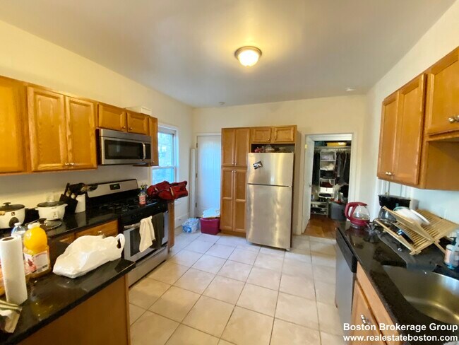 property at 52 Delle Ave