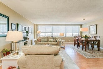 1400 East Ave in Rochester, NY - Building Photo - Building Photo