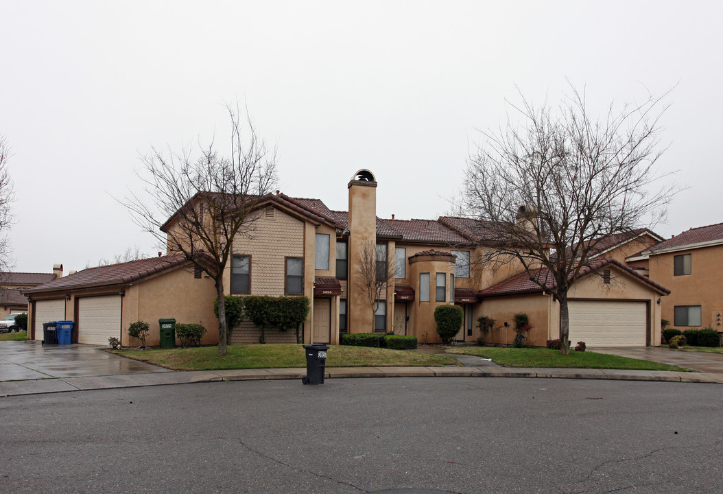 3655 Tuscany Pl in Turlock, CA - Building Photo